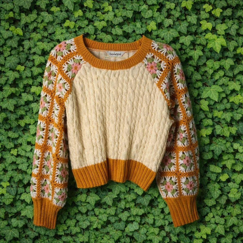 DAVI & DANI Crochet Floral Sleeve Cable Knit Sweater M/L
